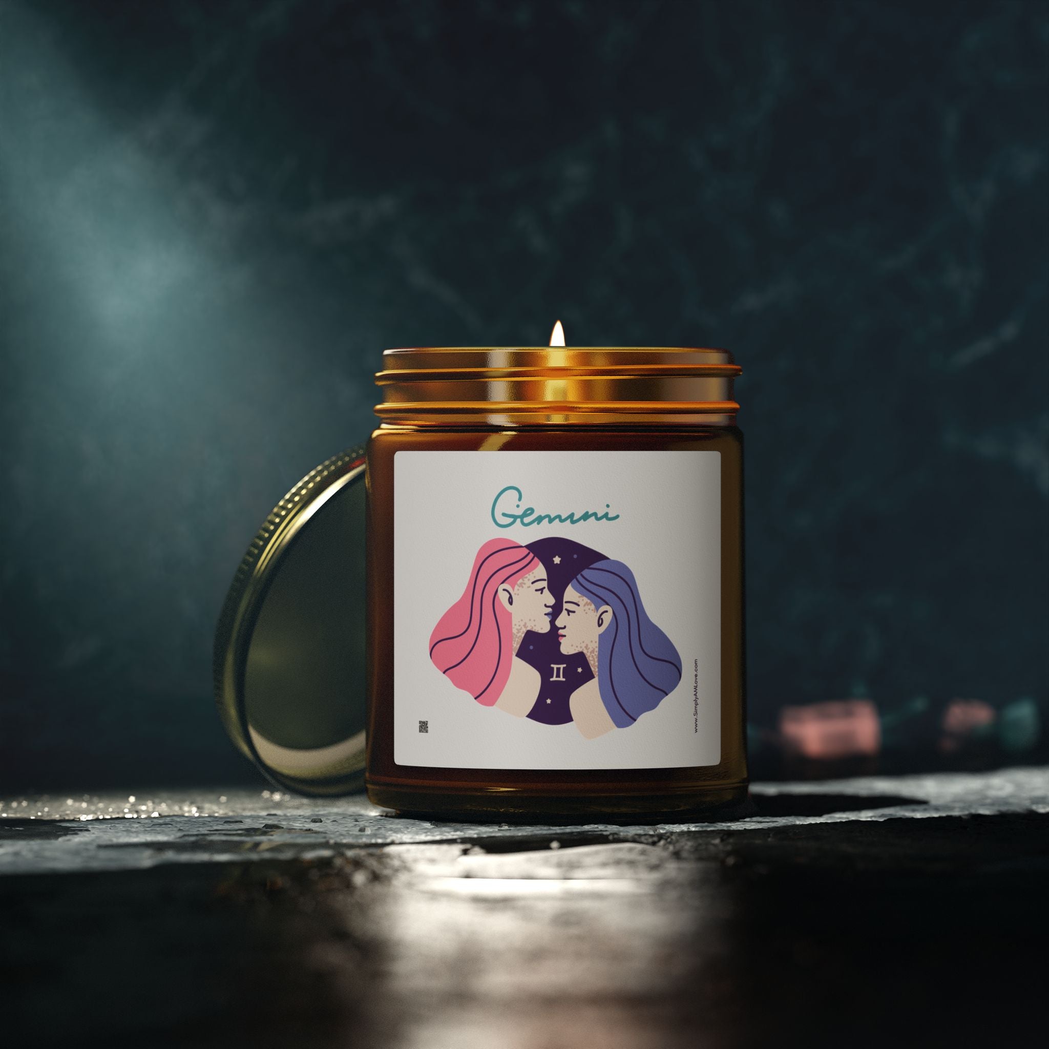 Cute Gemini Zodiac Scented Candle — Coconut Apricot Wax (9oz Reusable Glass)